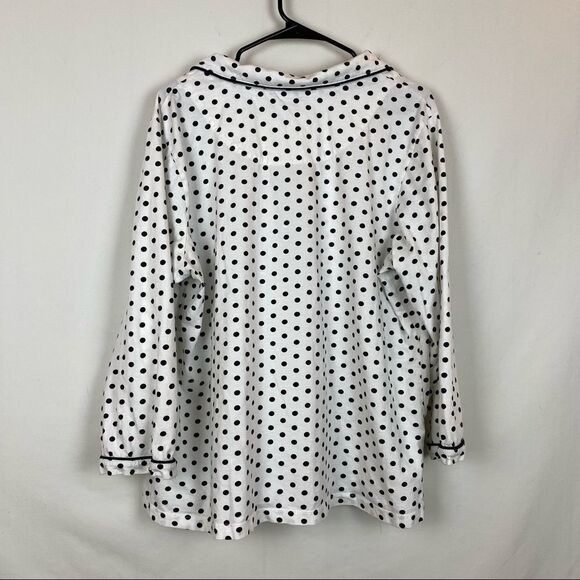 Plus size pajama top   - Picture 4 of 5